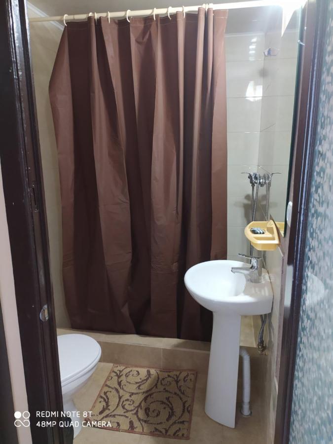 Small Guest House Lazurne Bagian luar foto